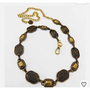 Womens Gold Tone Chain Belt With Oval And Rectangle Links And Rose Accent